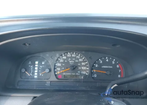 2000 Nissan Frontier Xe из США, поврежденный, VIN 1N6DD26S6YC313376